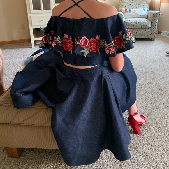 Denim and Roses Homecoming Dress! - Picture 2 of 7
